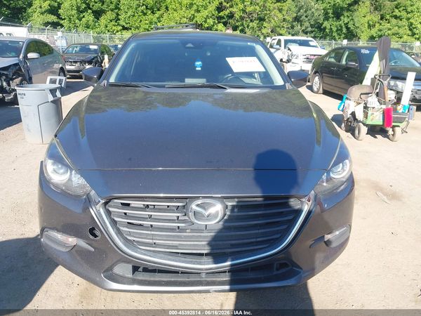 2018 MAZDA MAZDA3 TOURING