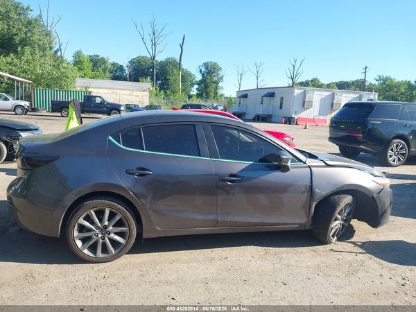 2018 MAZDA MAZDA3 TOURING