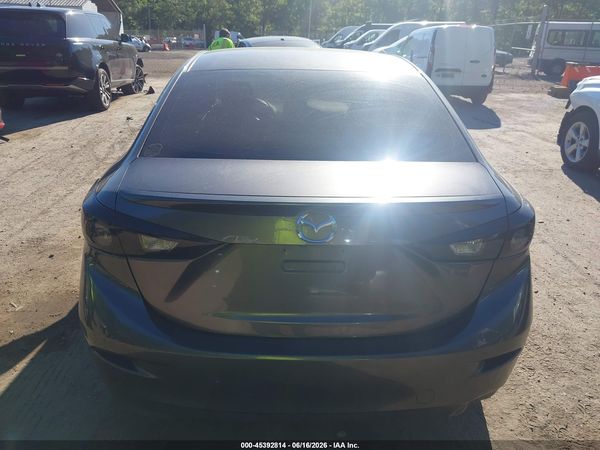 2018 MAZDA MAZDA3 TOURING