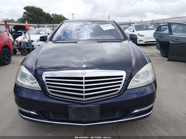 2012 MERCEDES-BENZ S 550 S550