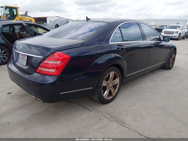 2012 MERCEDES-BENZ S 550 S550
