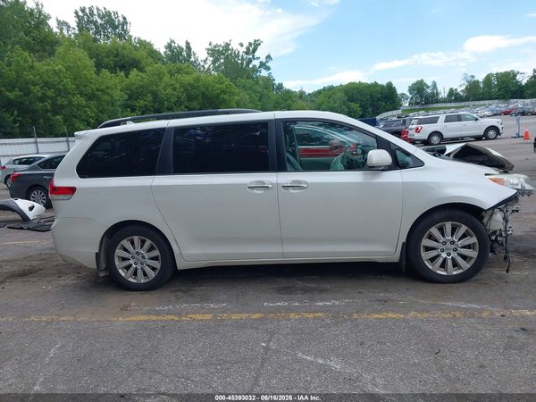 2012 TOYOTA SIENNA LIMITED 7 PASSENGER