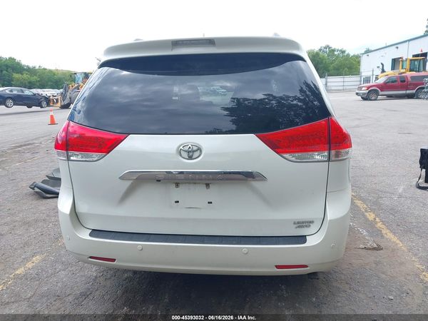 2012 TOYOTA SIENNA LIMITED 7 PASSENGER