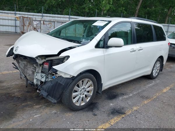 2012 TOYOTA SIENNA LIMITED 7 PASSENGER