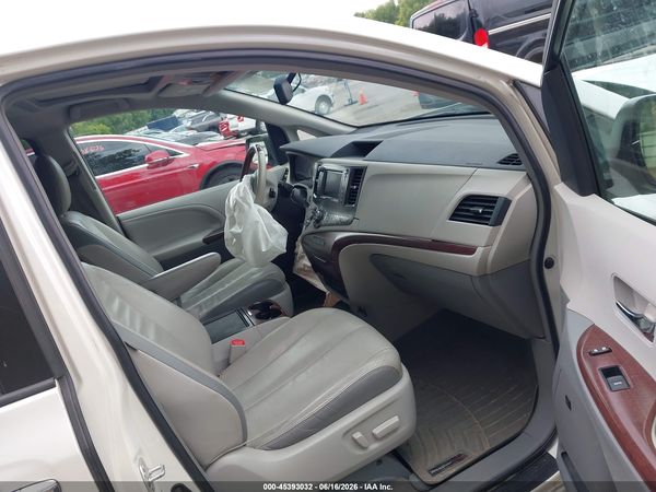 2012 TOYOTA SIENNA LIMITED 7 PASSENGER
