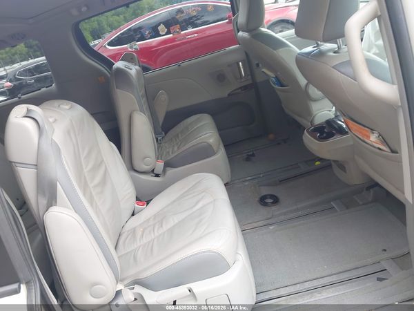 2012 TOYOTA SIENNA LIMITED 7 PASSENGER