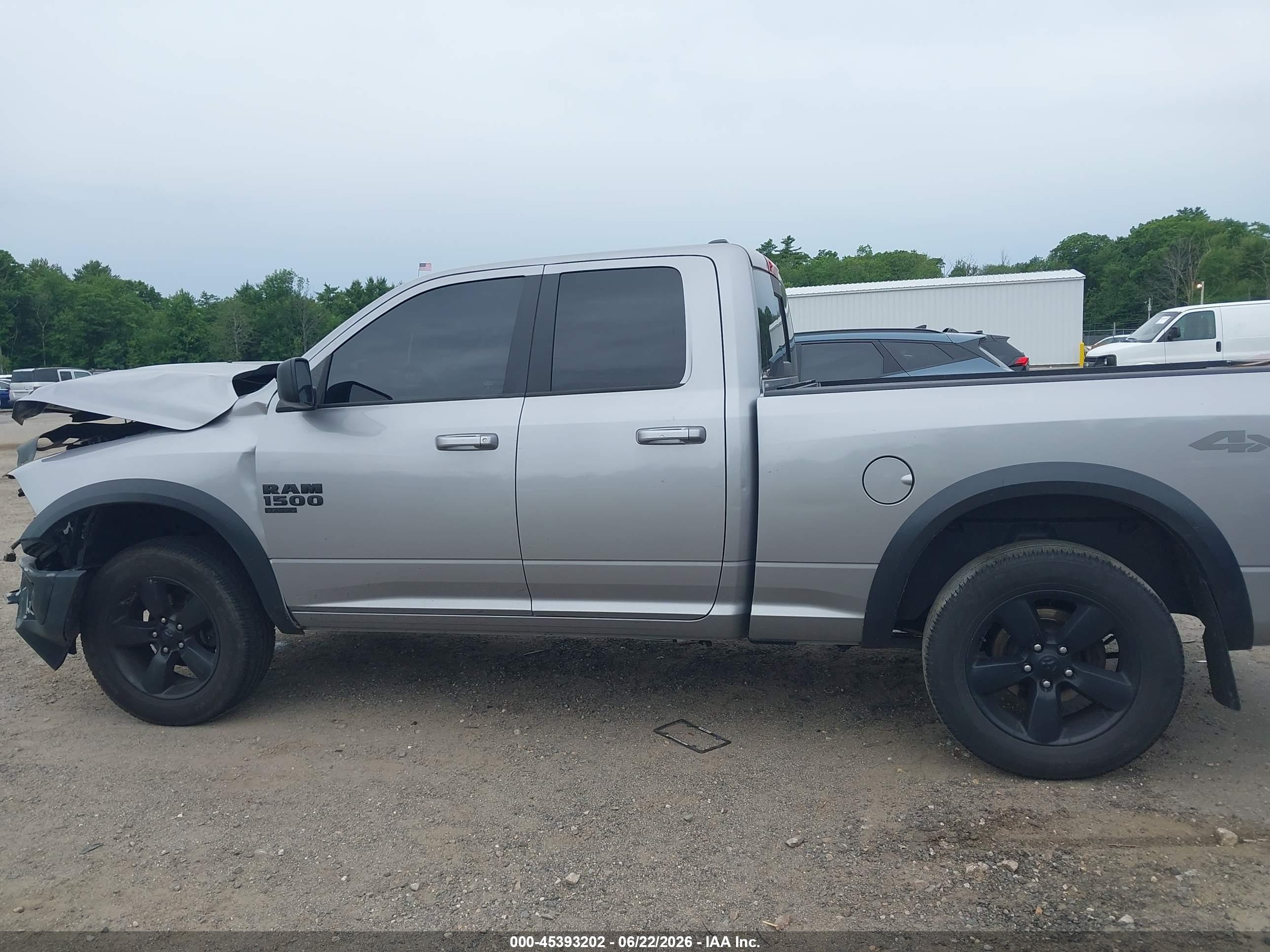 2019 RAM 1500 CLASSIC WARLOCK  4X4 6'4 BOX