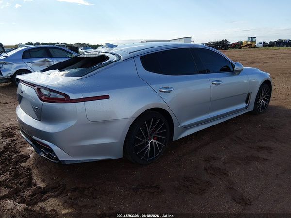 2018 KIA STINGER