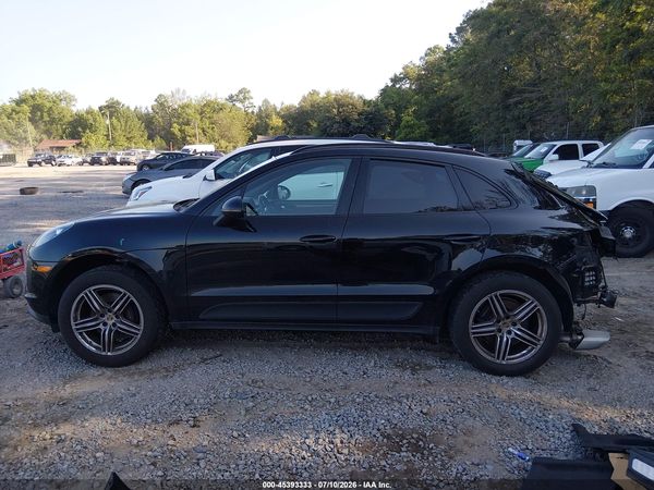 2019 PORSCHE MACAN