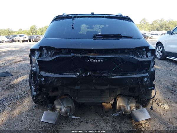 2019 PORSCHE MACAN