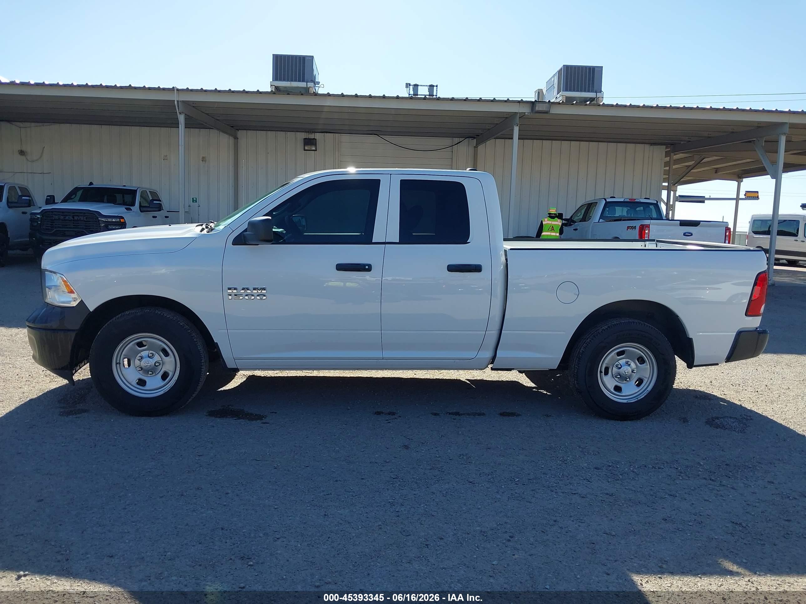 2018 RAM 1500 TRADESMAN  4X2 6'4 BOX