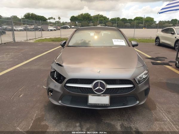 2020 MERCEDES-BENZ A 220 A220