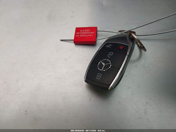 2020 MERCEDES-BENZ A 220 A220
