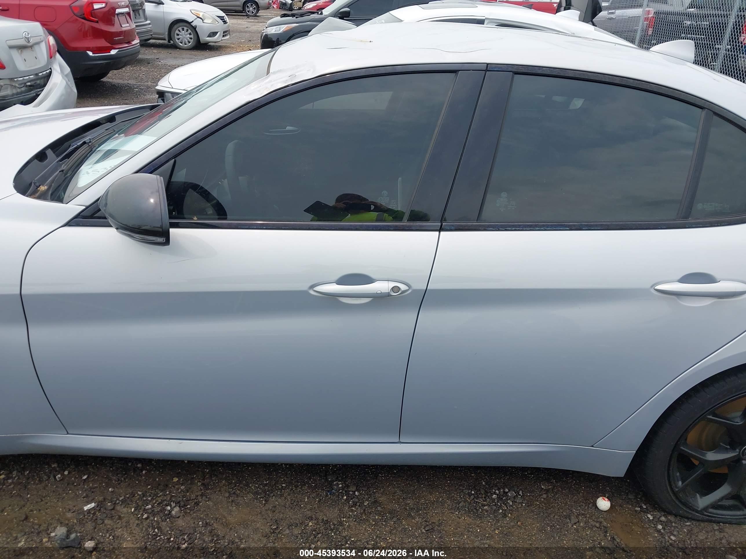 2020 ALFA ROMEO GIULIA RWD
