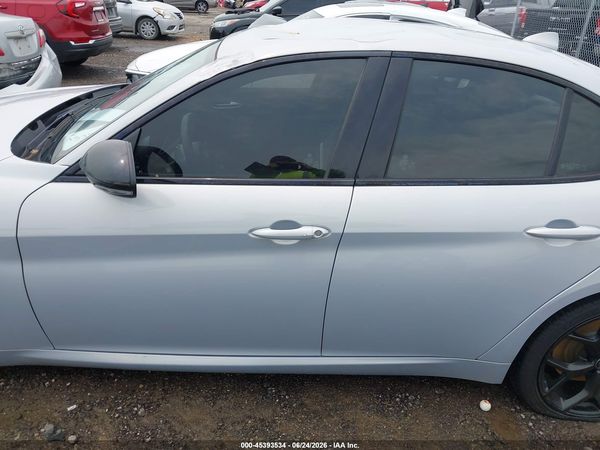 2020 ALFA ROMEO GIULIA RWD