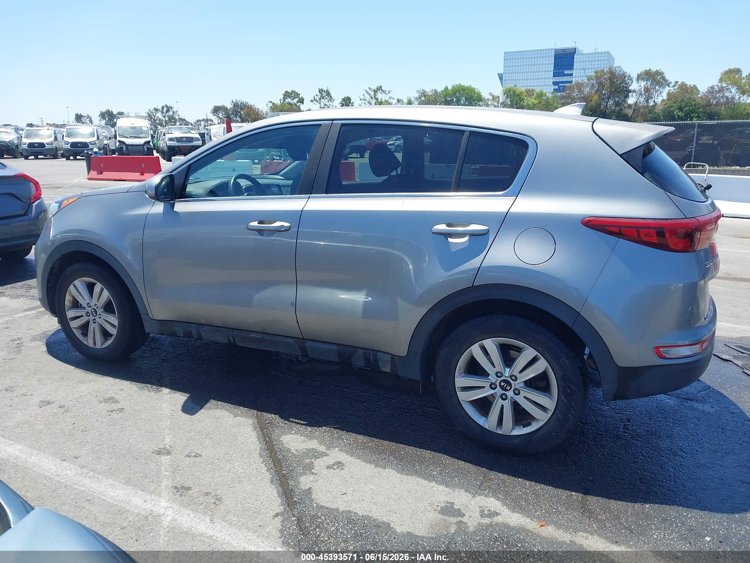 2019 KIA SPORTAGE LX