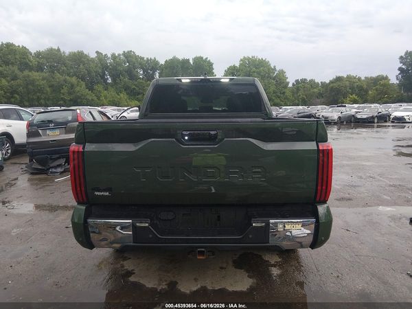 2022 TOYOTA TUNDRA SR5