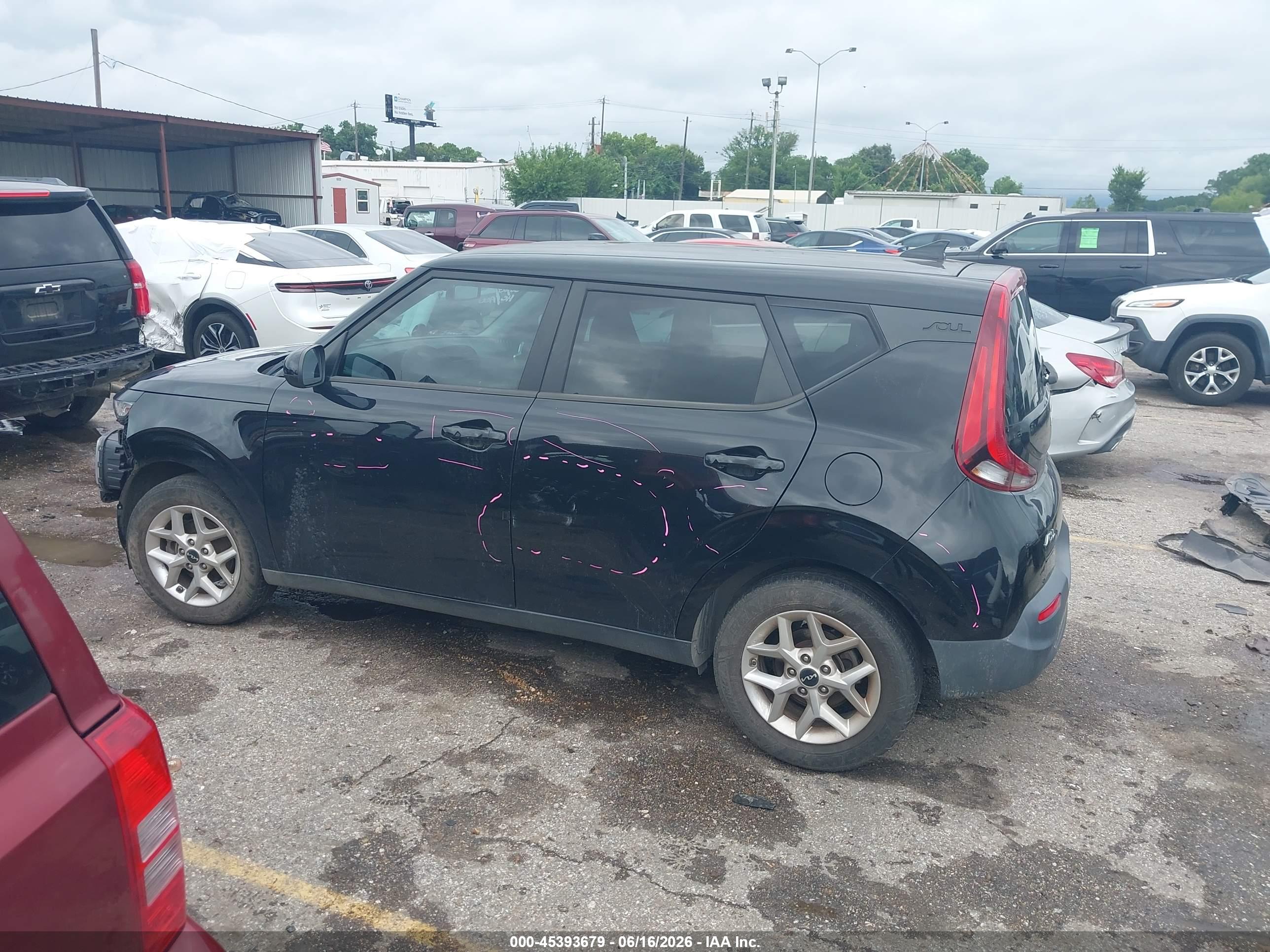 2022 KIA SOUL LX