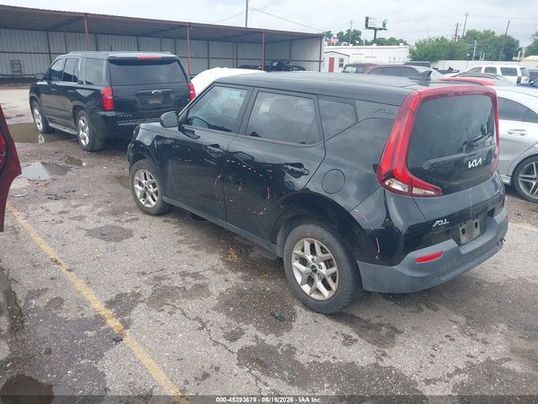 2022 KIA SOUL LX