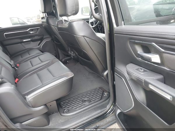 2024 RAM 1500 LARAMIE  4X4 5'7 BOX