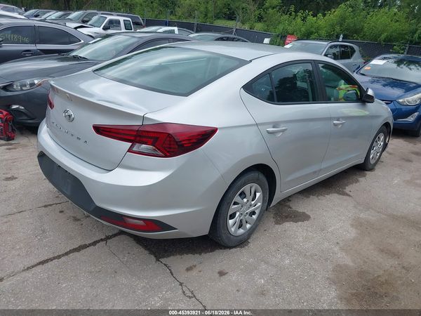 2020 HYUNDAI ELANTRA SE