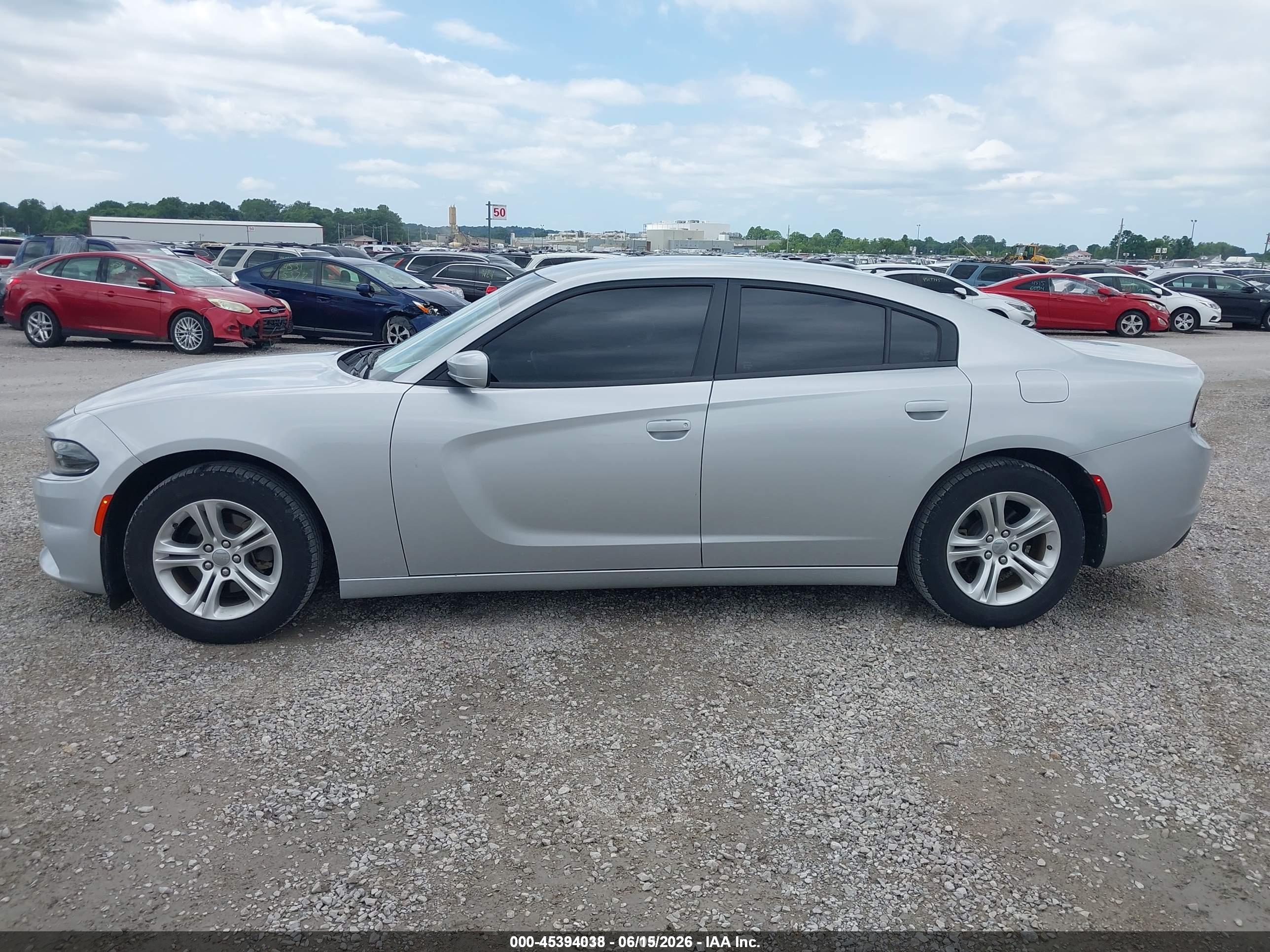 2020 DODGE CHARGER SXT RWD