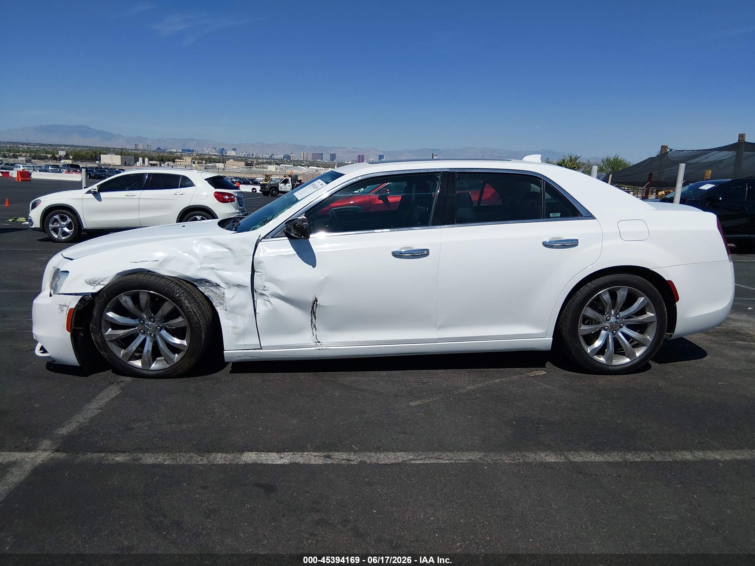 2020 CHRYSLER 300 LIMITED