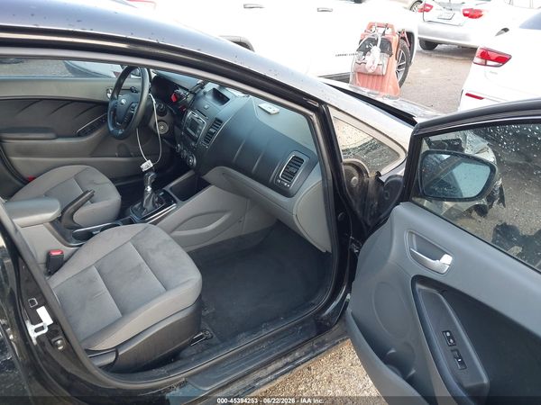 2017 KIA FORTE LX