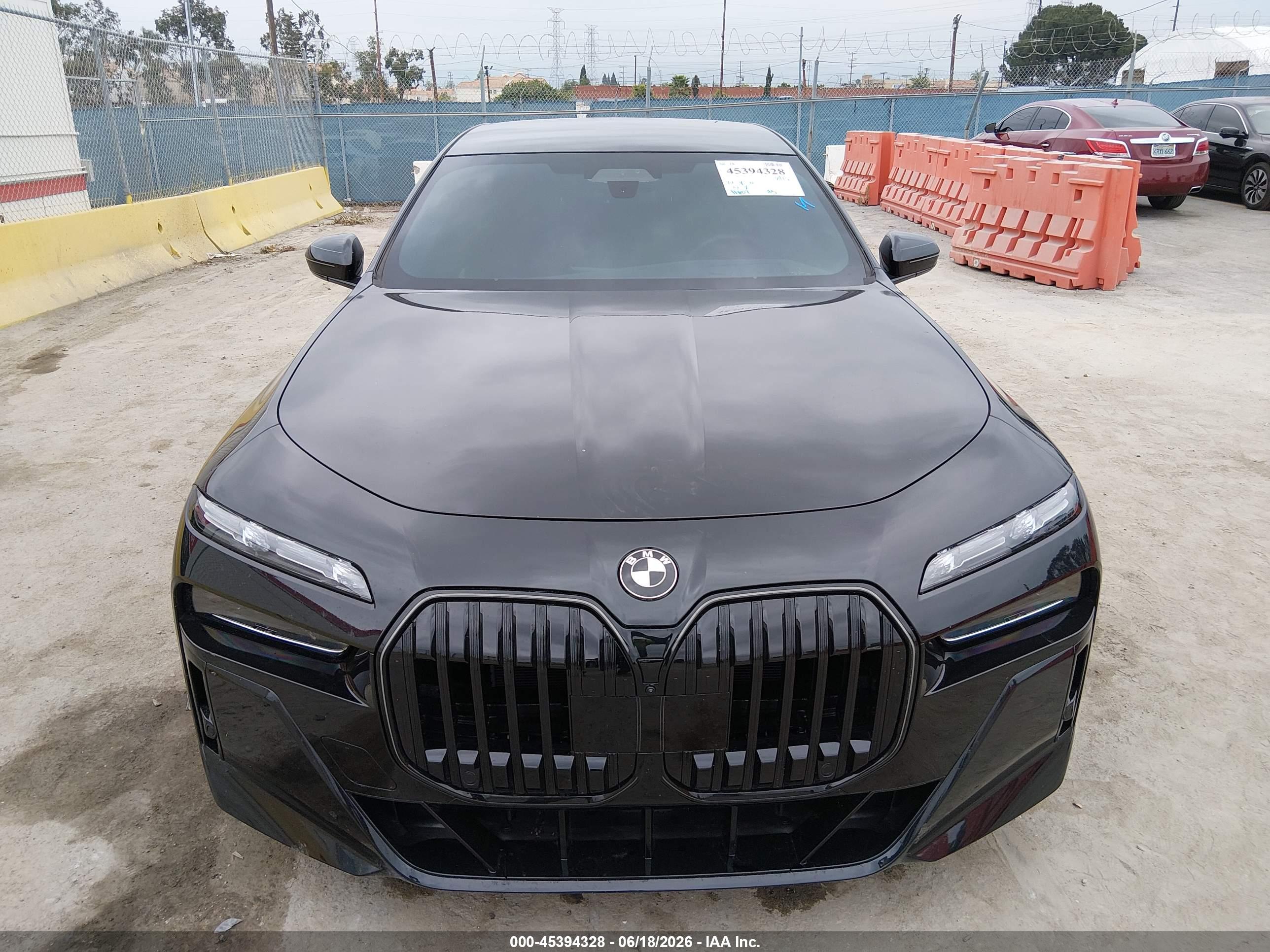 2025 BMW 760I XDRIVE