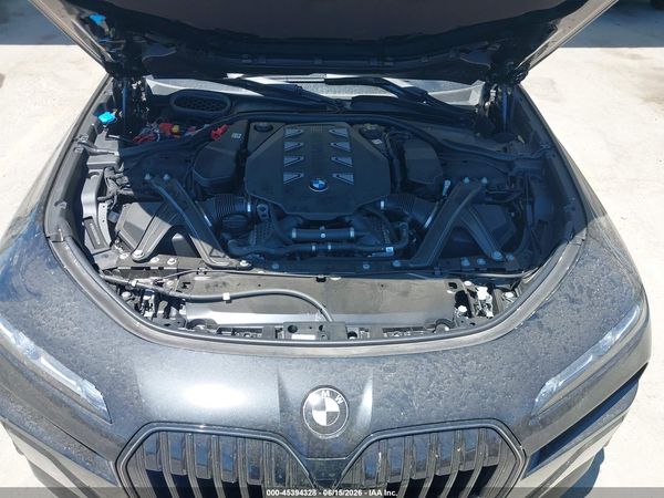 2025 BMW 760I XDRIVE