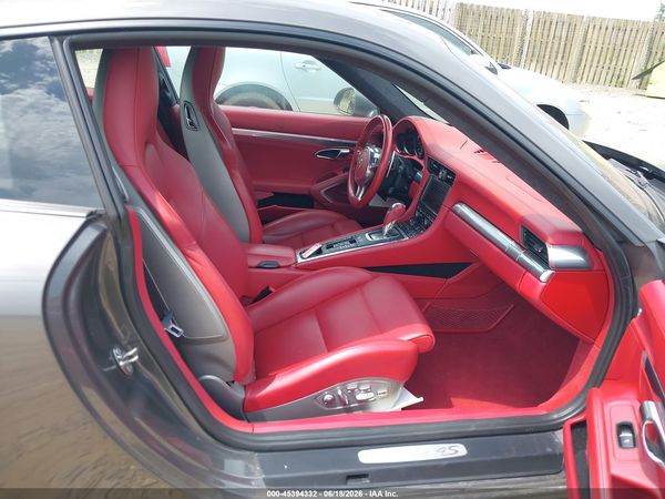 2014 PORSCHE 911