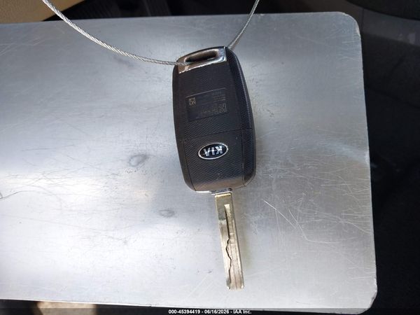2019 KIA SORENTO 2.4L LX