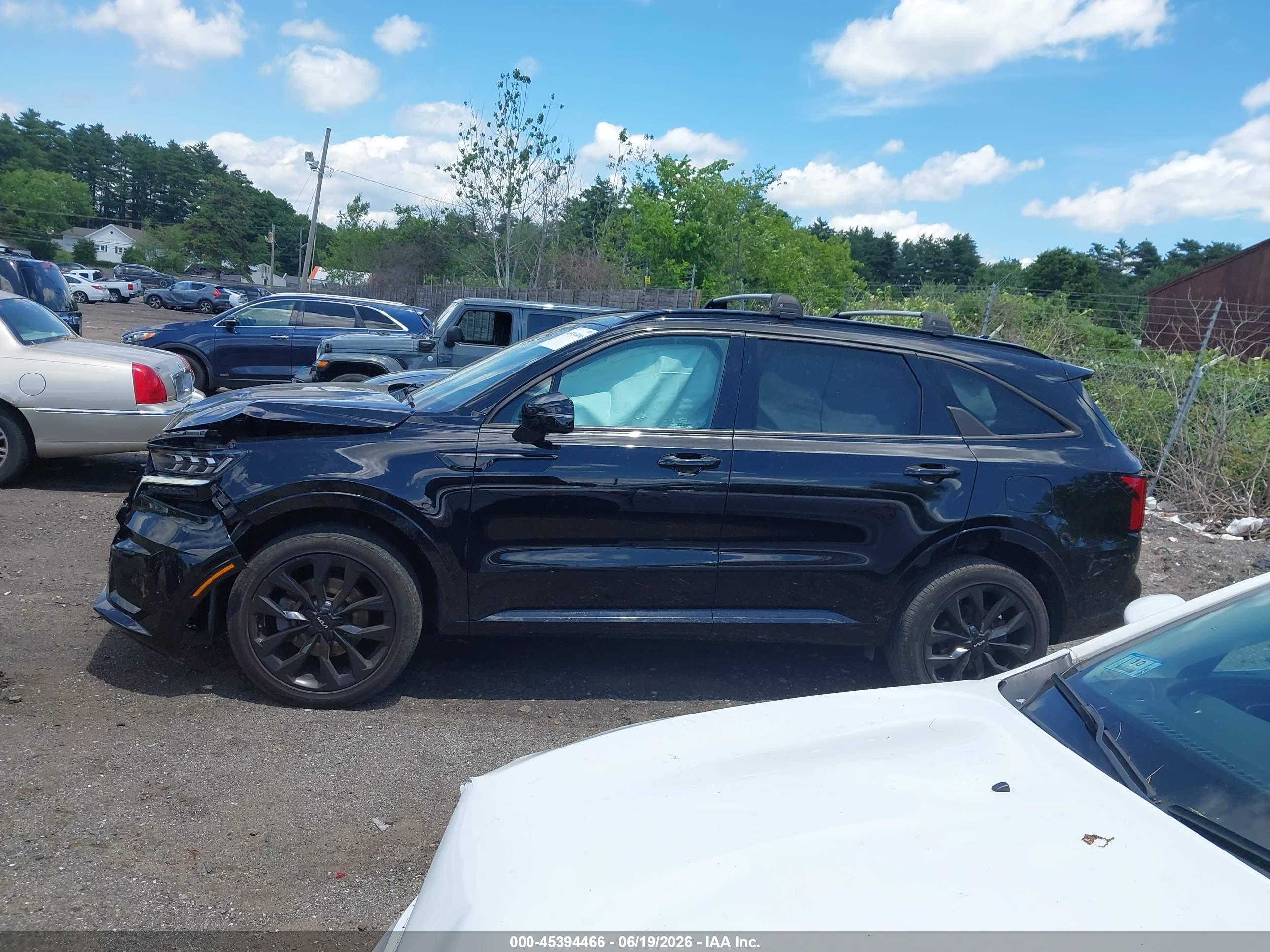 2022 KIA SORENTO SX