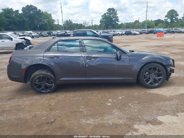 2022 CHRYSLER 300 TOURING