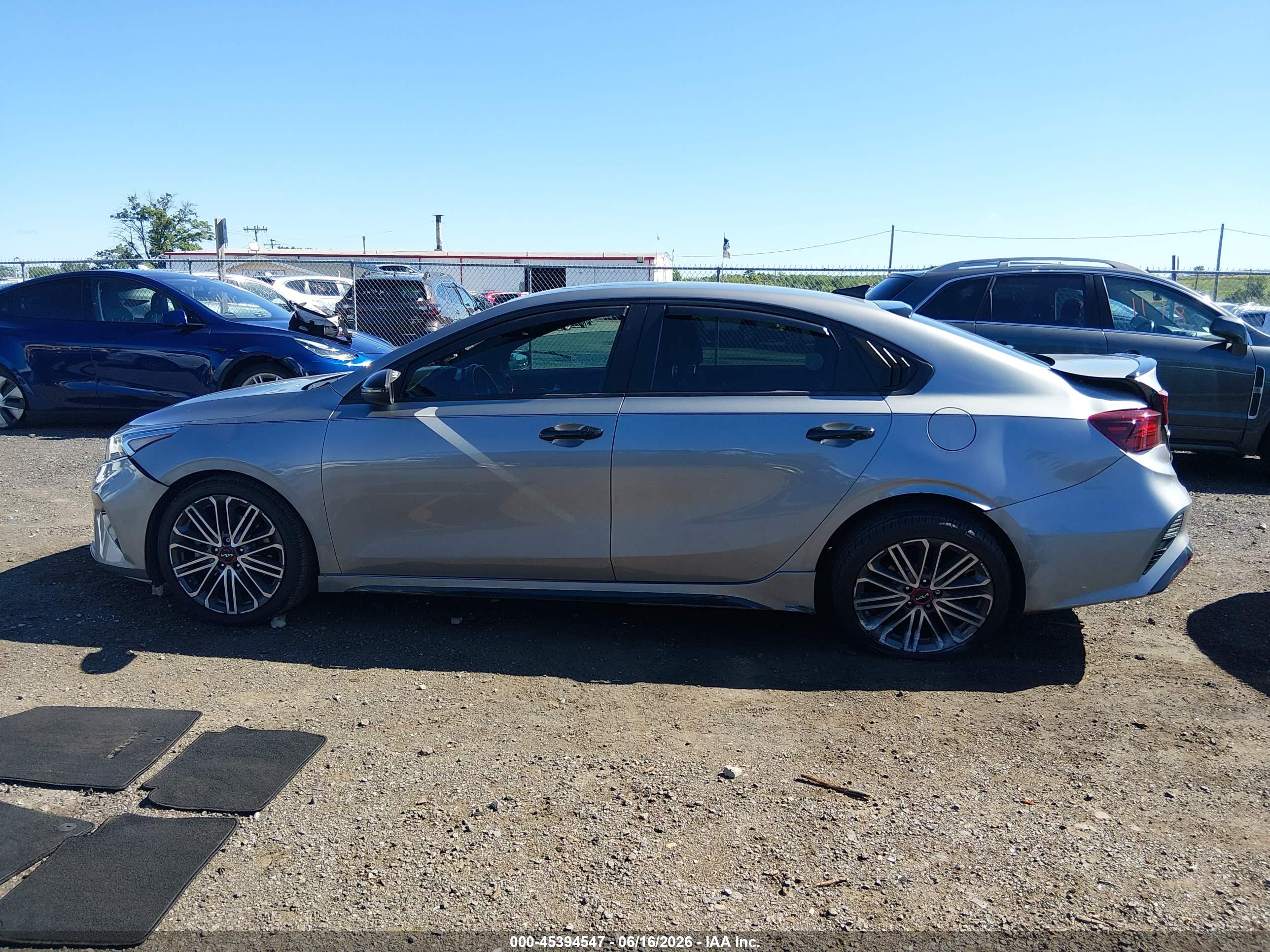 2022 KIA FORTE GT