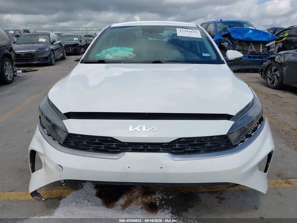 2022 KIA FORTE LXS