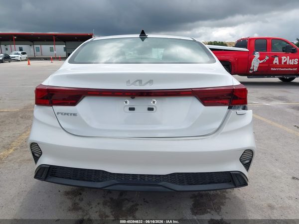 2022 KIA FORTE LXS