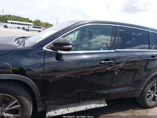 2016 TOYOTA HIGHLANDER XLE V6