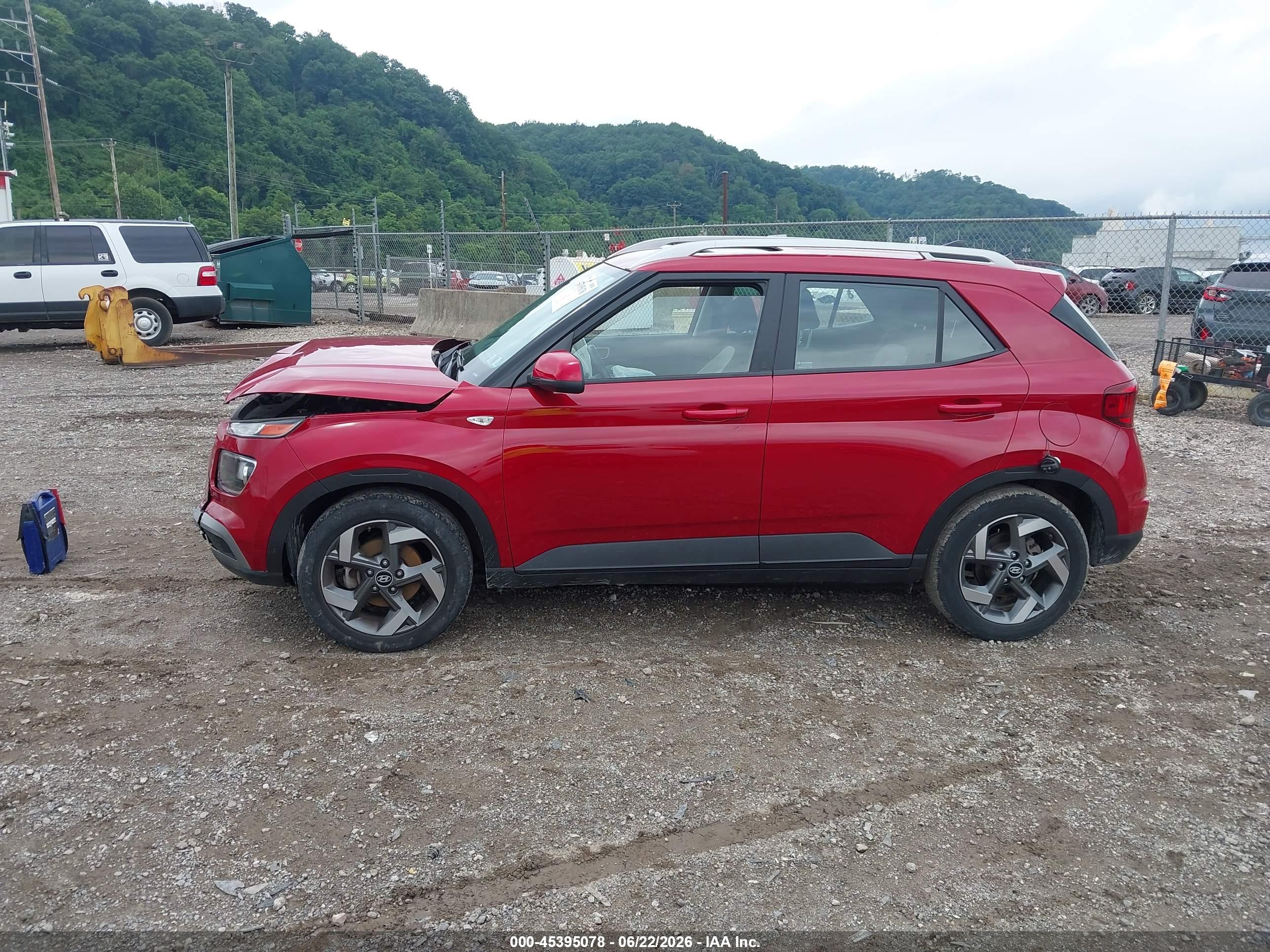 2022 HYUNDAI VENUE SEL