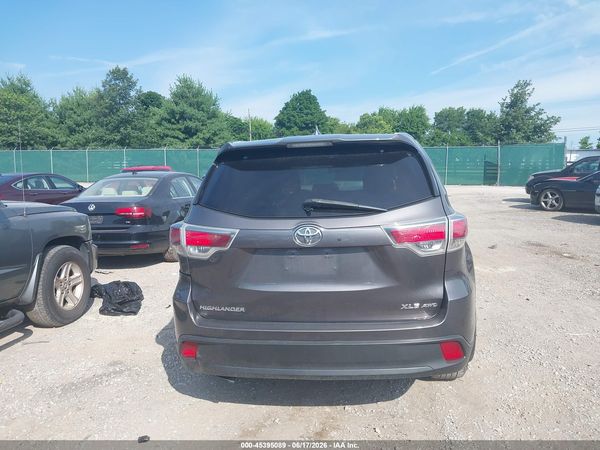 2016 TOYOTA HIGHLANDER XLE V6