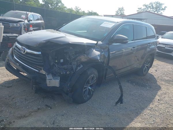 2016 TOYOTA HIGHLANDER XLE V6