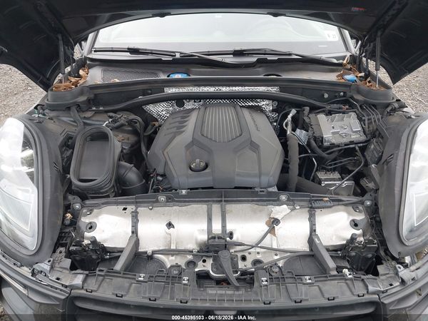 2022 PORSCHE MACAN