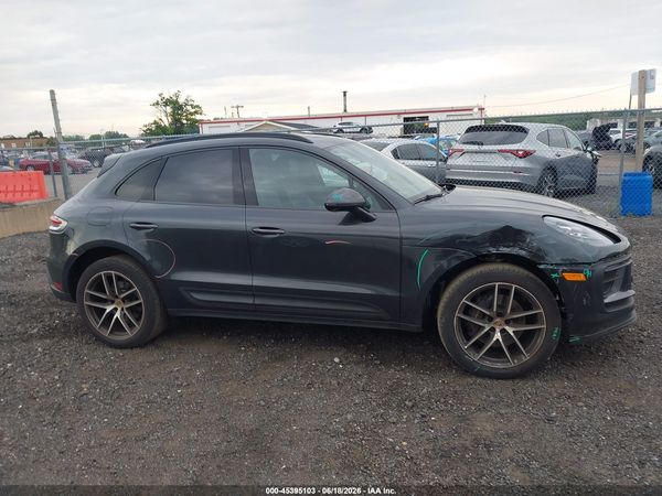 2022 PORSCHE MACAN