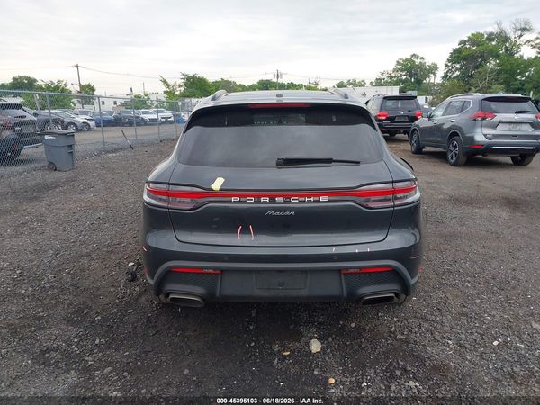 2022 PORSCHE MACAN