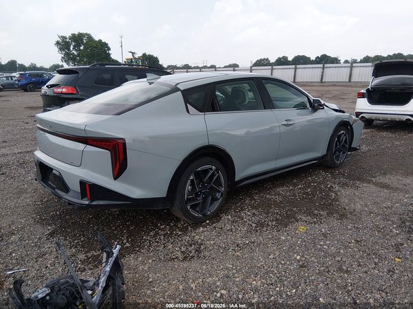 2025 KIA K4 GT-LINE