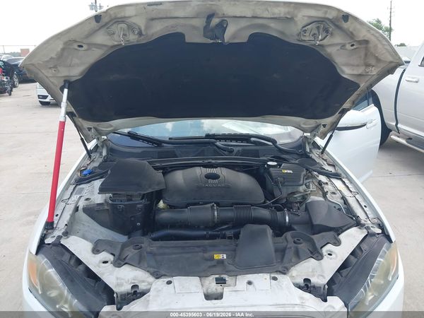 2013 JAGUAR XF I4 T