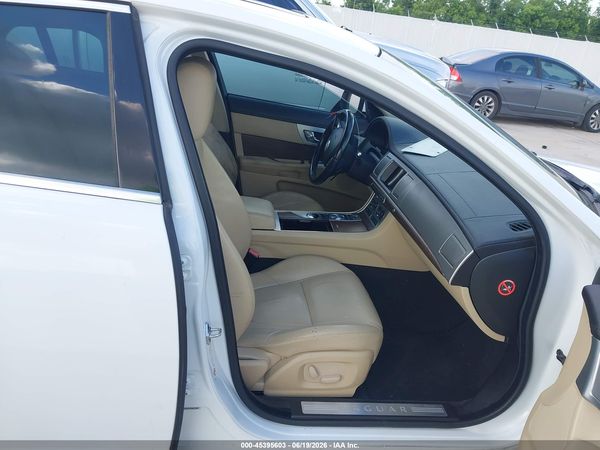 2013 JAGUAR XF I4 T