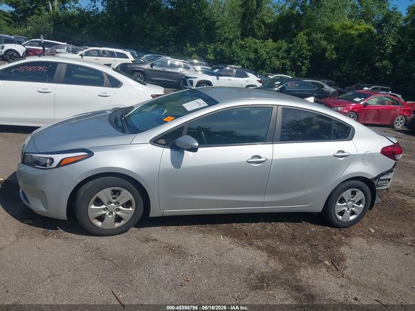2017 KIA FORTE LX
