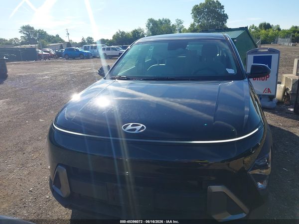 2024 HYUNDAI KONA SE