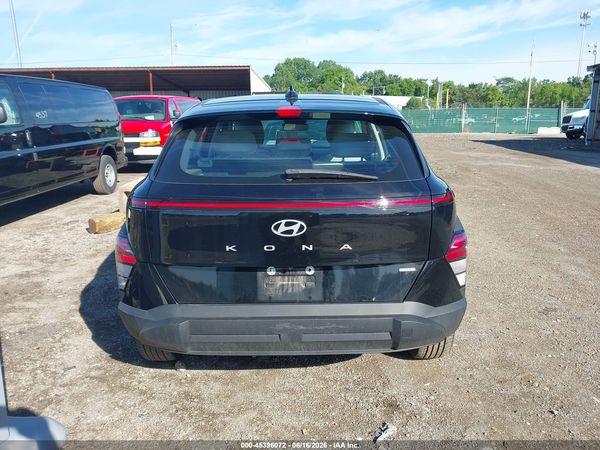 2024 HYUNDAI KONA SE